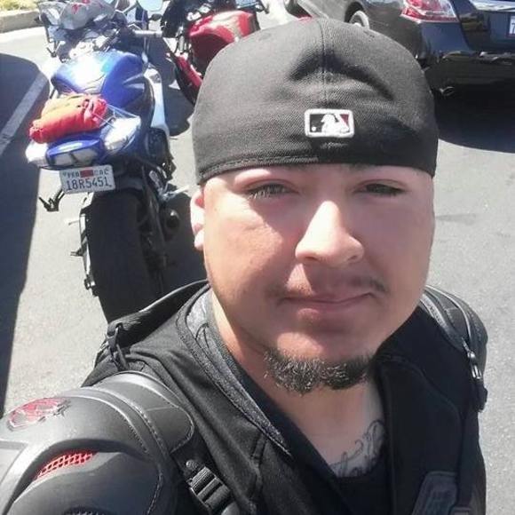 Profile Picture of Heriberto Diaz (@diazheriberto32) on Poshmark