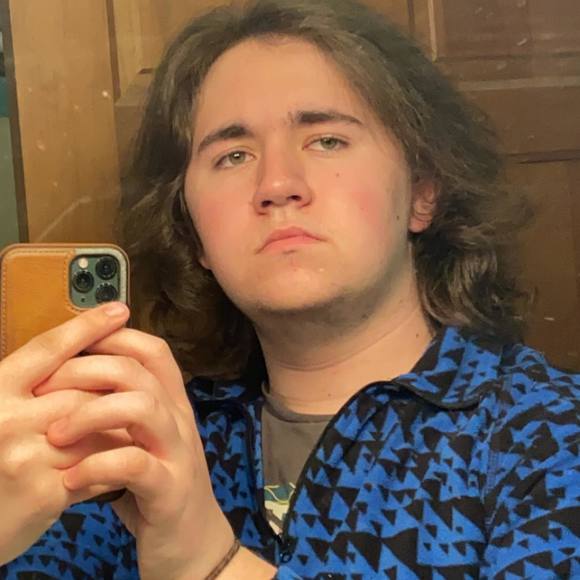 Profile Picture of Nathan Donahue (@njdonahue) on Poshmark