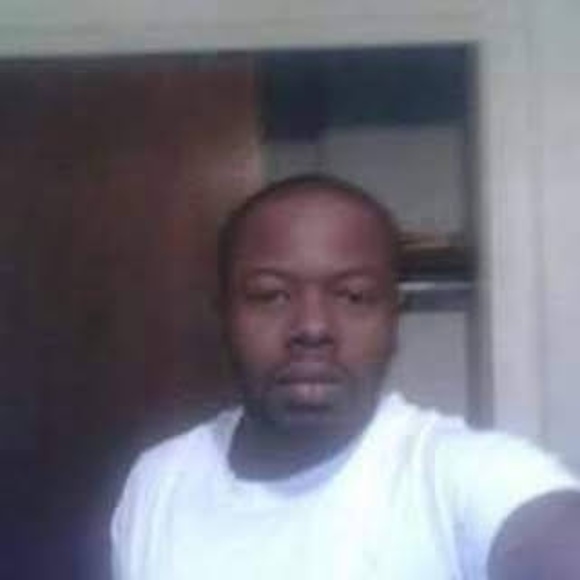 Profile Picture of Michael Beaver (@beaverposh) on Poshmark