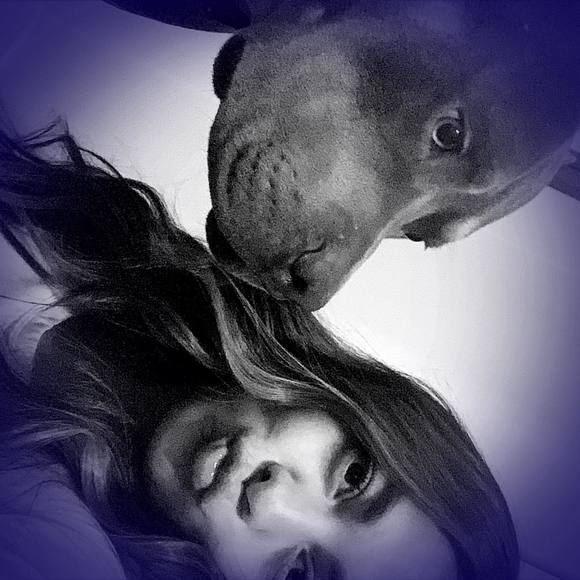 Profile Picture of Cristina Ledesma (@cris1989) on Poshmark