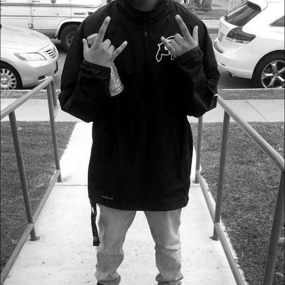 Profile Picture of James Morales (@beast_09) on Poshmark