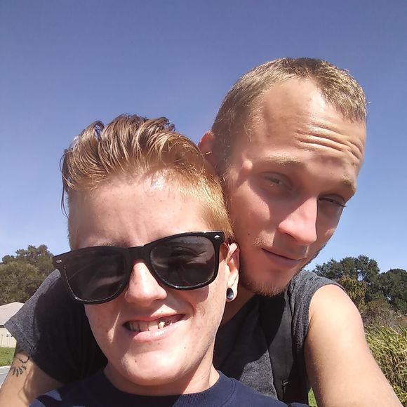 Profile Picture of Lynne Stanislowski (@gglisson624) on Poshmark