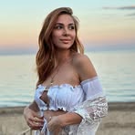 Profile Picture of Julie Desai (@Julie-Desai) on Facebook