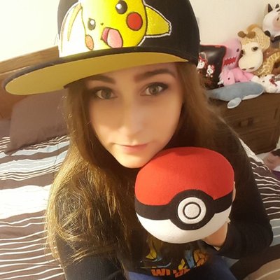 Profile Picture of Nancy Bracken (@omgnancypants) on Twitter