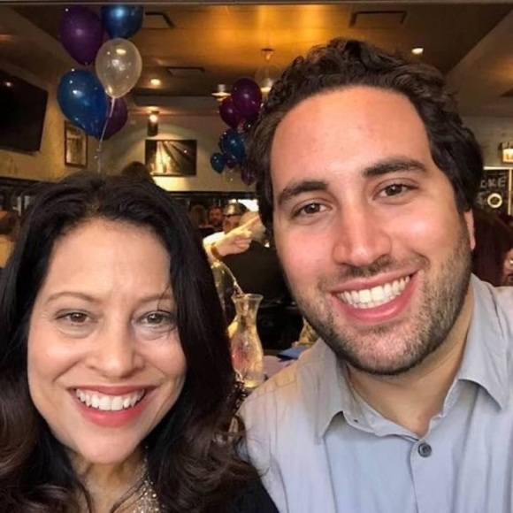 Profile Picture of Josh Rappaport (@joshrappaport) on Poshmark