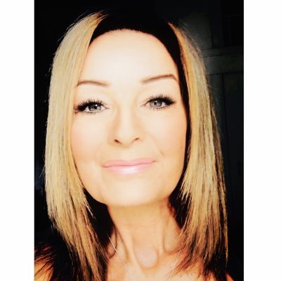 Profile Picture of Debbie McCabe (@DebbieM65975603) on Twitter