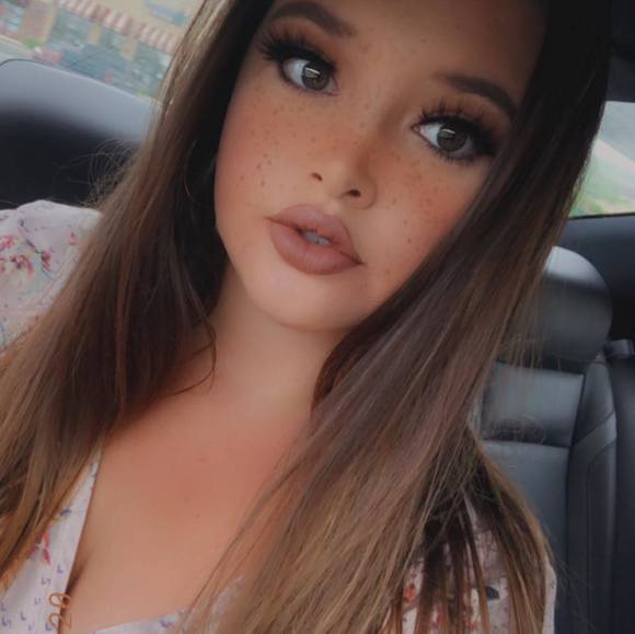 Profile Picture of Morgan Planalp (@morgan_planalp) on Poshmark