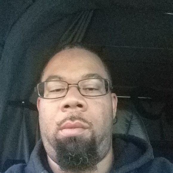 Profile Picture of Kenneth Carter (@kencarter81) on Poshmark