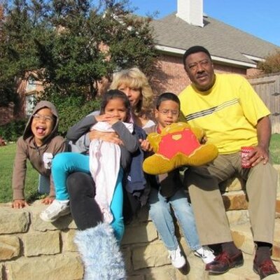 Profile Picture of Bob Darnell (@bob3412) on Twitter