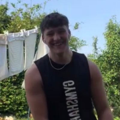 Profile Picture of Tom Dunbar (@TomDunb92674983) on Twitter
