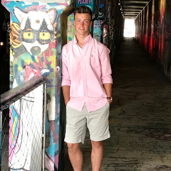 Profile Picture of Nick Faulkner (@nifaul52) on Poshmark