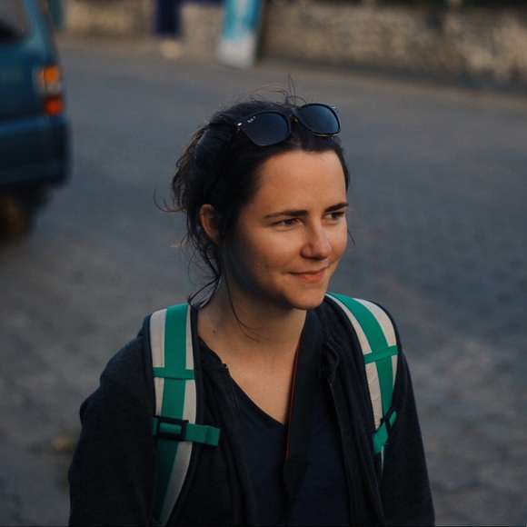 Profile Picture of Jeanine Aupperle (@jaupps) on Poshmark