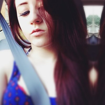 Profile Picture of Brianna Ensor (@bluespawnblaze) on Twitter
