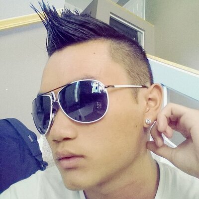 Profile Picture of Vincent Xiong (@teamoteas) on Twitter