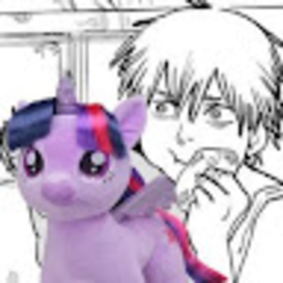 Profile Picture of Lu Jo (@ditrola) on Poshmark