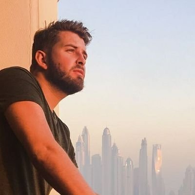 Profile Picture of Chris Healey (@chrishealey8) on Twitter