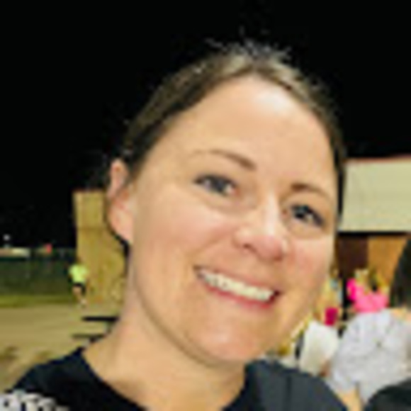 Profile Picture of Jaime Smith (@jaimesmith501) on Poshmark