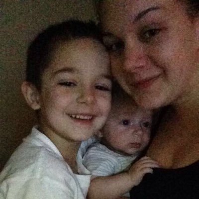 Profile Picture of Kelli Schultz (@kelli_s90) on Twitter