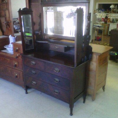 Profile Picture of Tami Hamby (@gallery67al) on Twitter