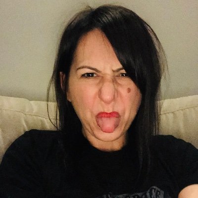 Profile Picture of Natasha Bloom (@NatashaBloom18) on Twitter