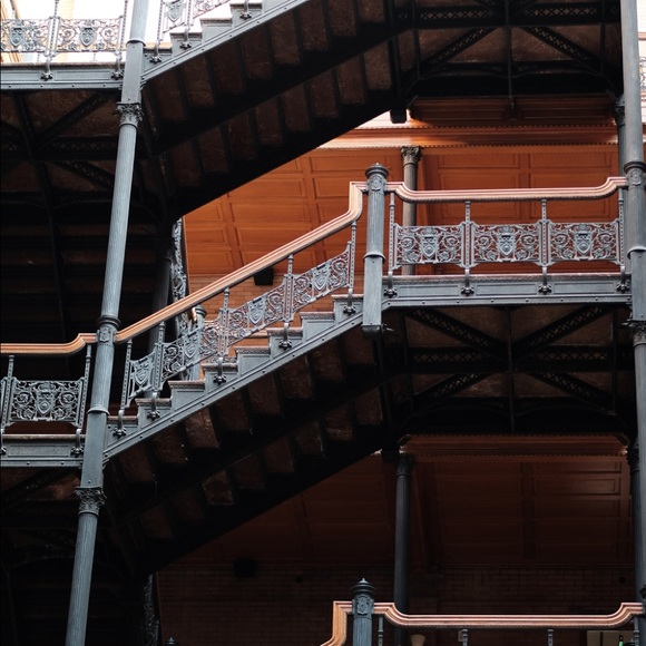 Profile Picture of Brian Lee (@heyitsblee) on Poshmark