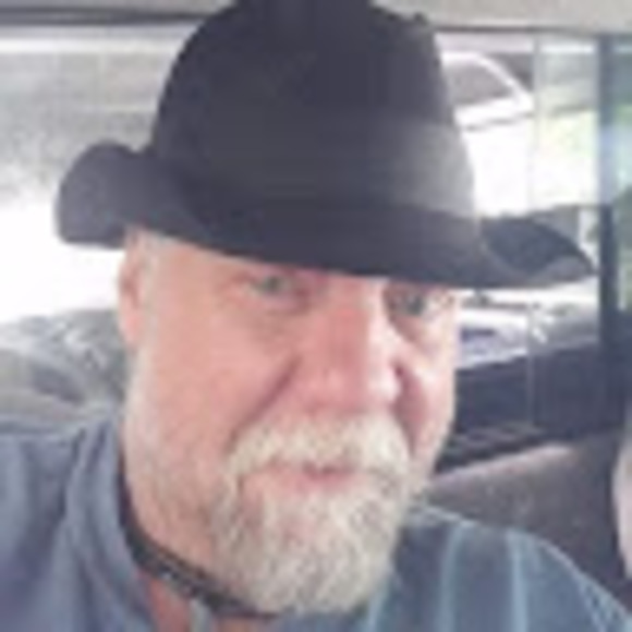 Profile Picture of Bill Campbell (@bill98tec) on Poshmark