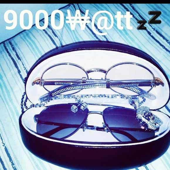 Profile Picture of Jay Howell (@big_blonco) on Poshmark