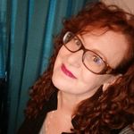 Profile Picture of Laura Wolfe (@lipperfectlaura) on Instagram