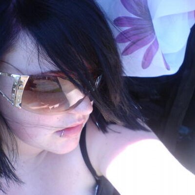 Profile Picture of Beverley Hemphill (@Beverley182) on Twitter