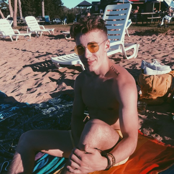 Profile Picture of Jack Michels (@jackmichels) on Poshmark