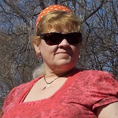 Profile Picture of Cindy Jean Monette (@sincitycindy) on Twitter