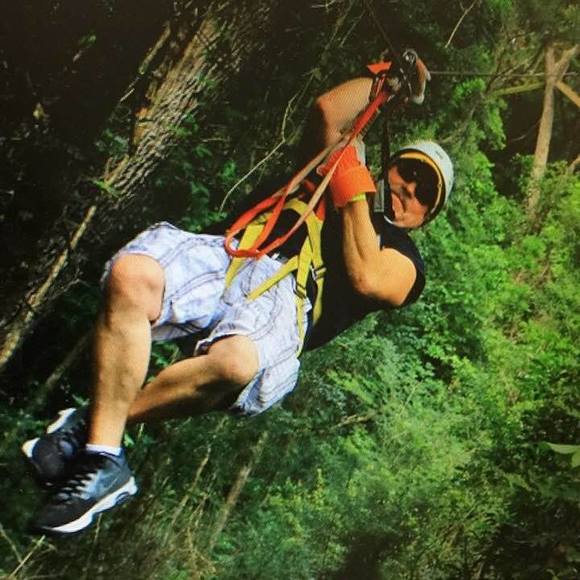 Profile Picture of Kevin Irish (@kevin59ia) on Poshmark