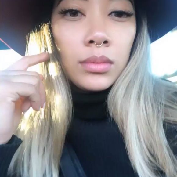 Profile Picture of Teri Parcon (@teriparcon) on Poshmark