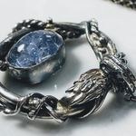 Profile Picture of 洞見波光 •水晶·原礦·老物·礦石·飾物·藏傳佛教·古董 (@caroldesigncrystal) on Instagram