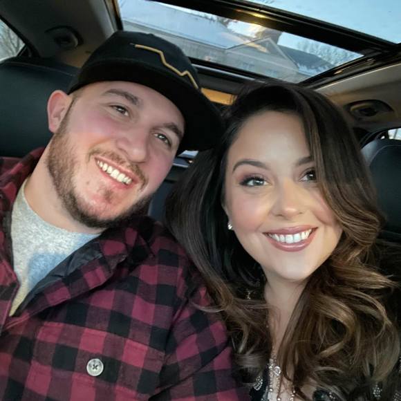 Profile Picture of Samantha Breda (@samanthabreda) on Poshmark