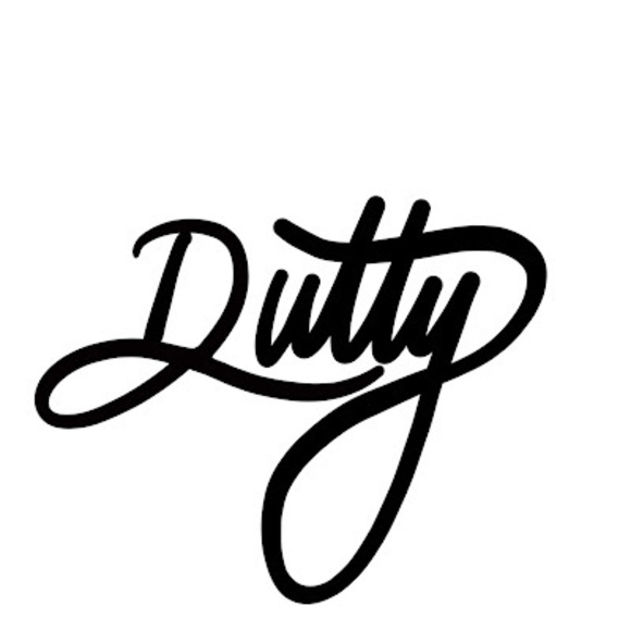 Profile Picture of Dutty Vannier (@dutty_vannier) on Poshmark