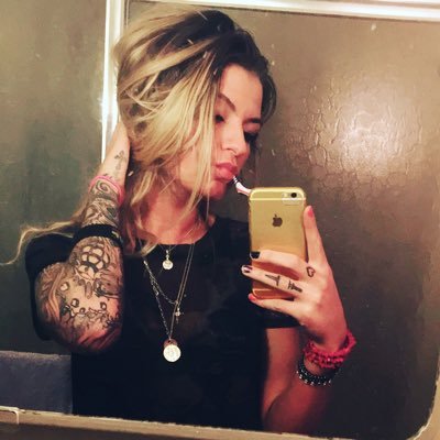 Profile Picture of Emily J Pearce (@justemXX96) on Twitter
