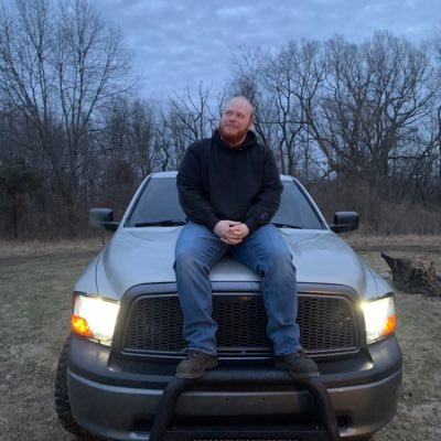 Profile Picture of Russell Cooper (@russbus01) on Twitter