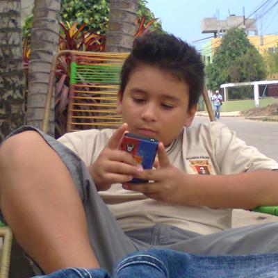 Profile Picture of Angel Rengifo Lazo (@alvinalejandrol) on Twitter