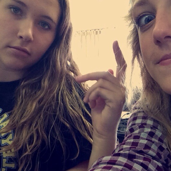 Profile Picture of Hanna Dragonir (@hdragonir) on Poshmark