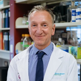 Profile Picture of Peter Light (@plightYEG) on Twitter