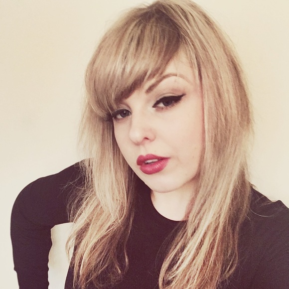 Profile Picture of Olivia Chroscinski (@livviemc) on Poshmark