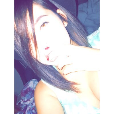 Sara Zuno - Twitter Profile Picture of Sara Zuno (@chelllyxoxo) on Twitter