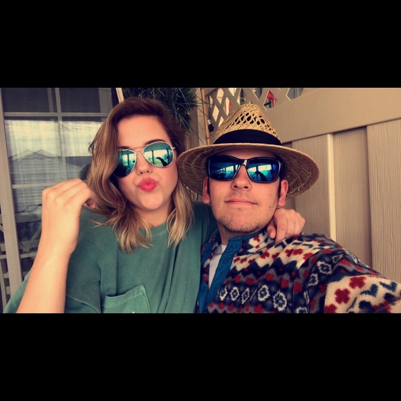 Profile Picture of Tyler Beasley (@t_beaz) on Poshmark