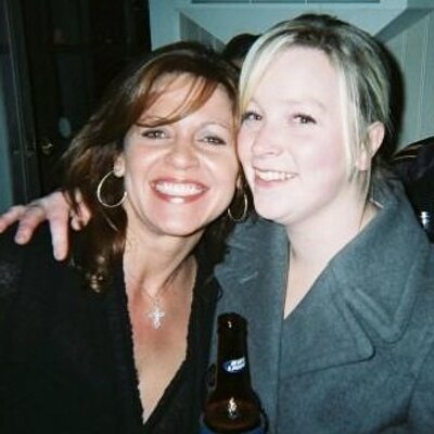 Profile Picture of Hannah Pell (@davehayhay) on Twitter