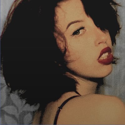 Profile Picture of 𝑬𝑹𝑰𝑵 𝑴𝑨𝒀𝑭𝑰𝑬𝑳𝑫. (@erin_mayfield) on Twitter