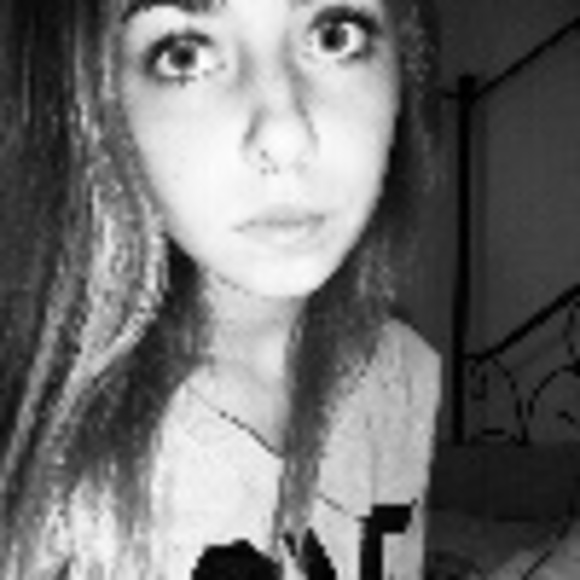 Profile Picture of Hailee Rosand (@haileebaby) on Poshmark