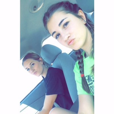 Profile Picture of Sophie Hahn (@HahanChahn) on Twitter