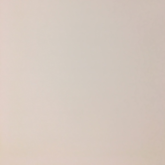 Profile Picture of Nicole Riesgraf (@nries16) on Poshmark