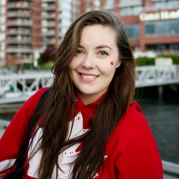 Profile Picture of Mckayla Burnstad (@mckaylaburnstad) on Poshmark